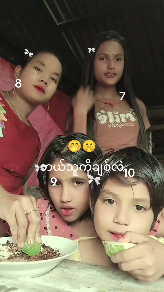 @အဖေချစ်သမီပါရှင့်☺☺😘😘😘