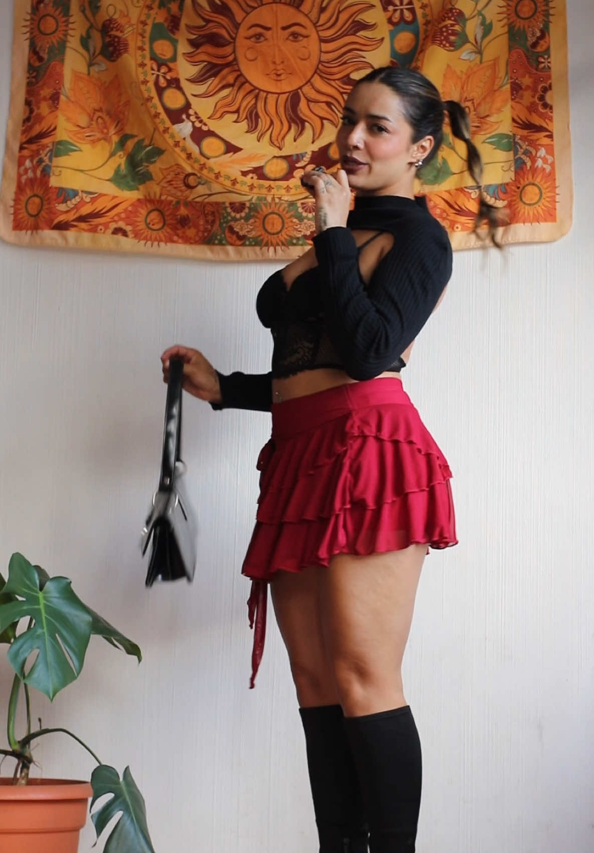 @Yiyilú
