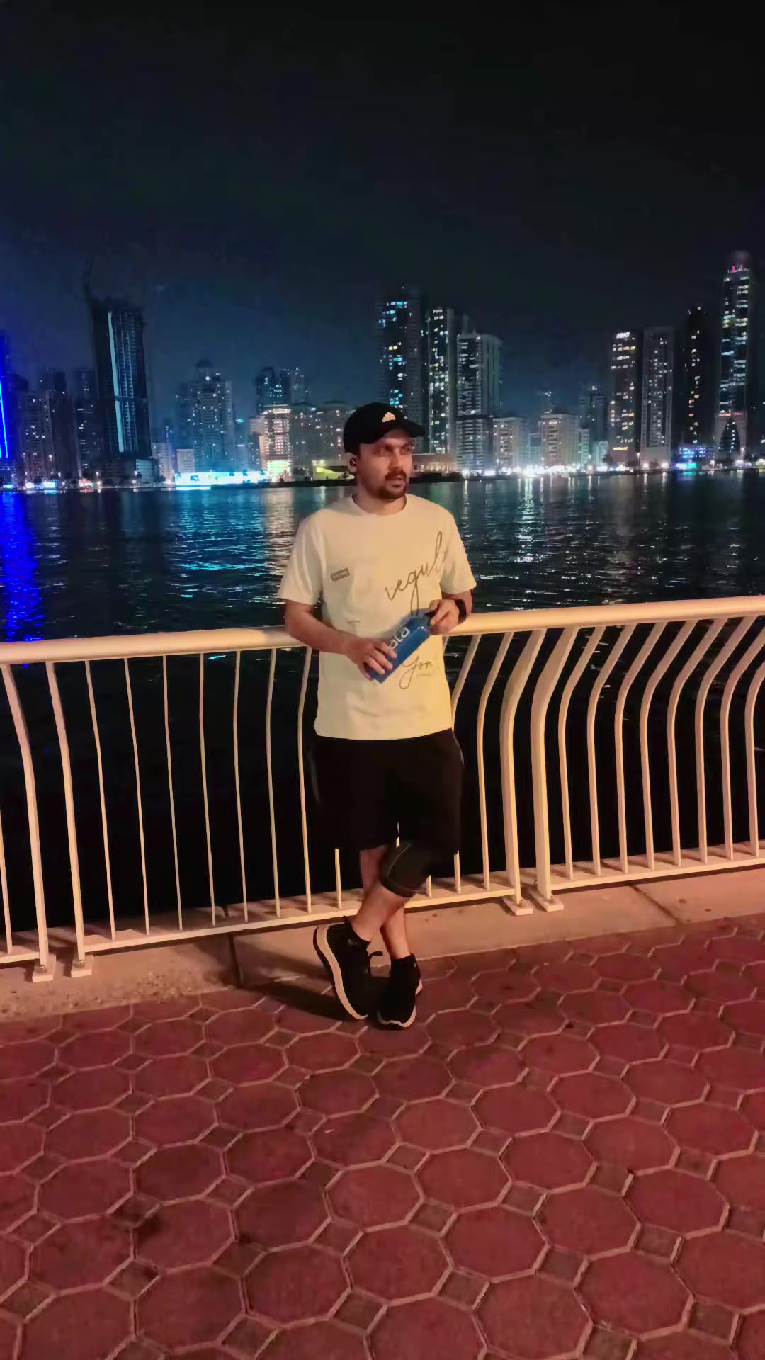 @DUBAI Boy 🇦🇪