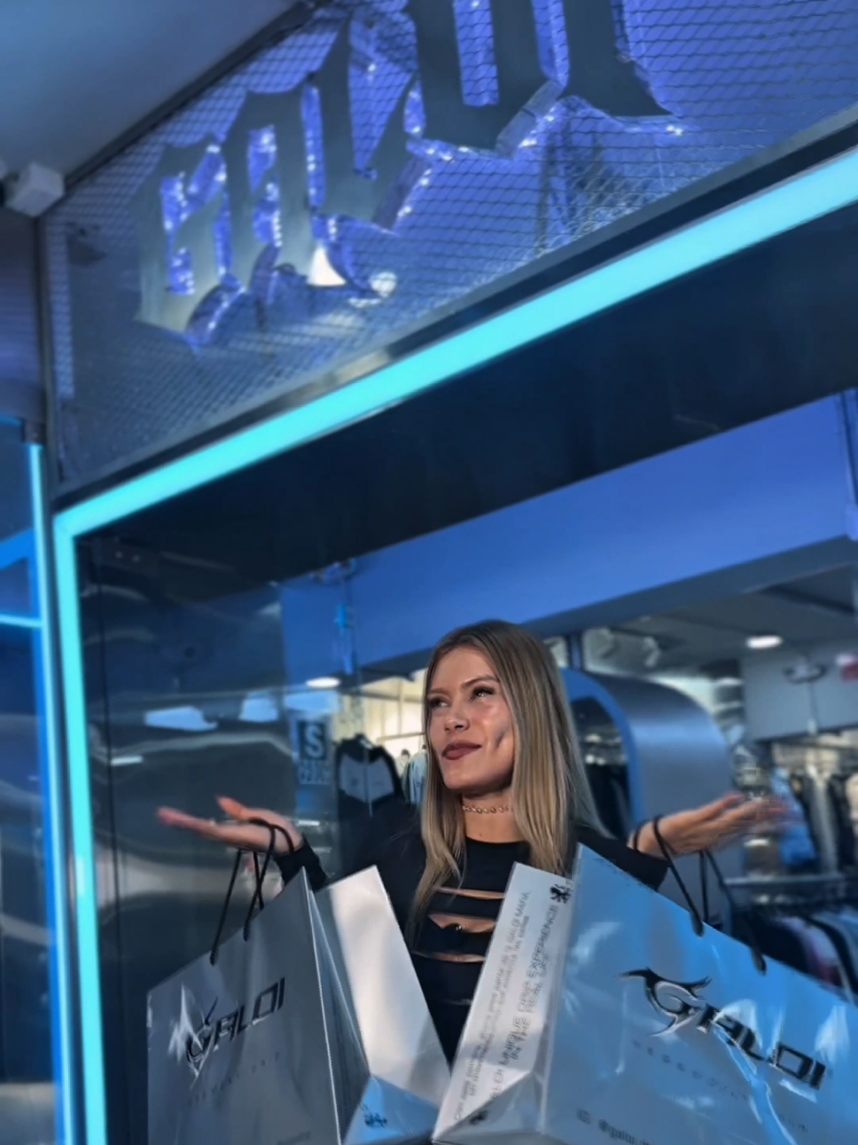 @X - EQUIS