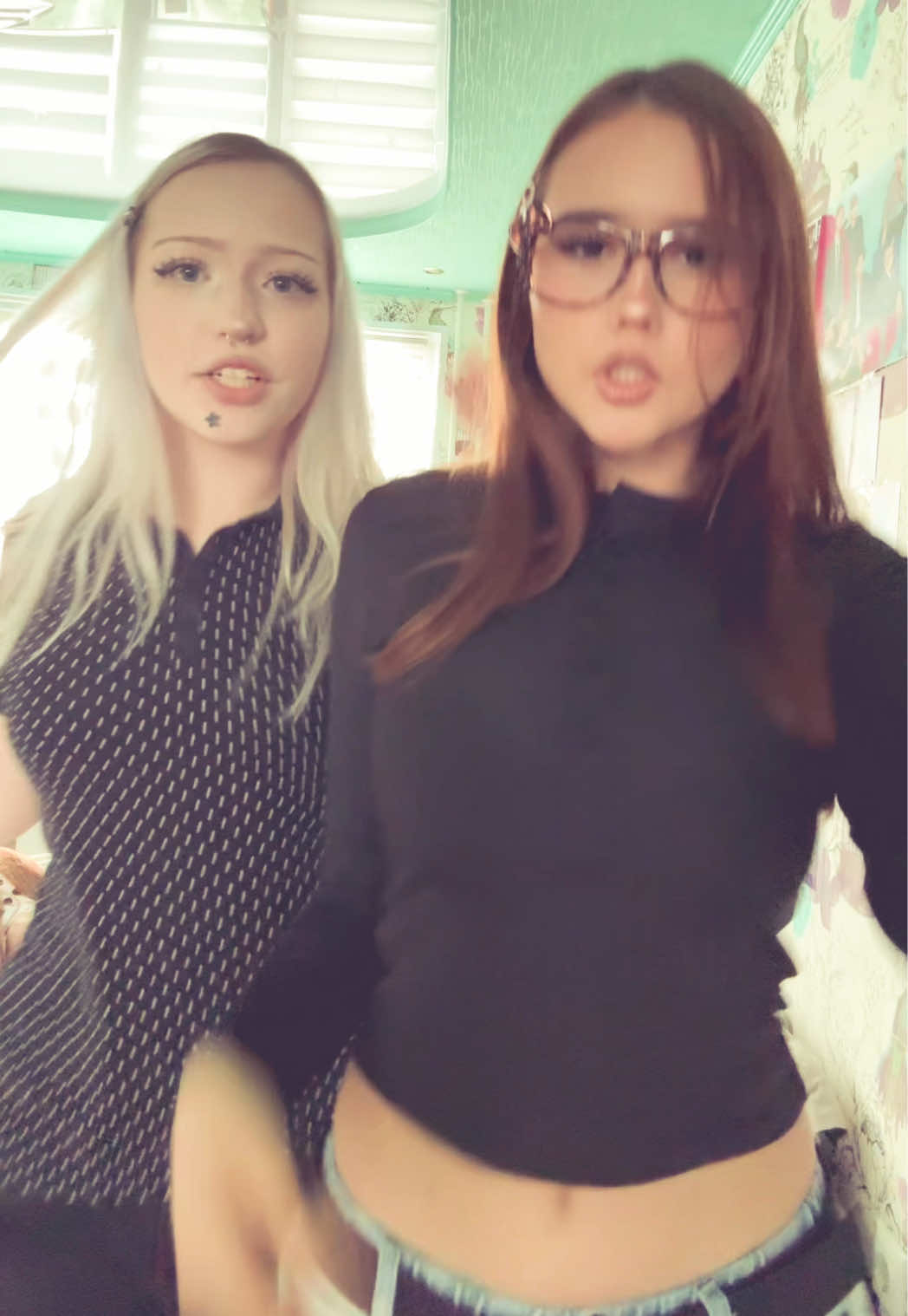 @toposya_a