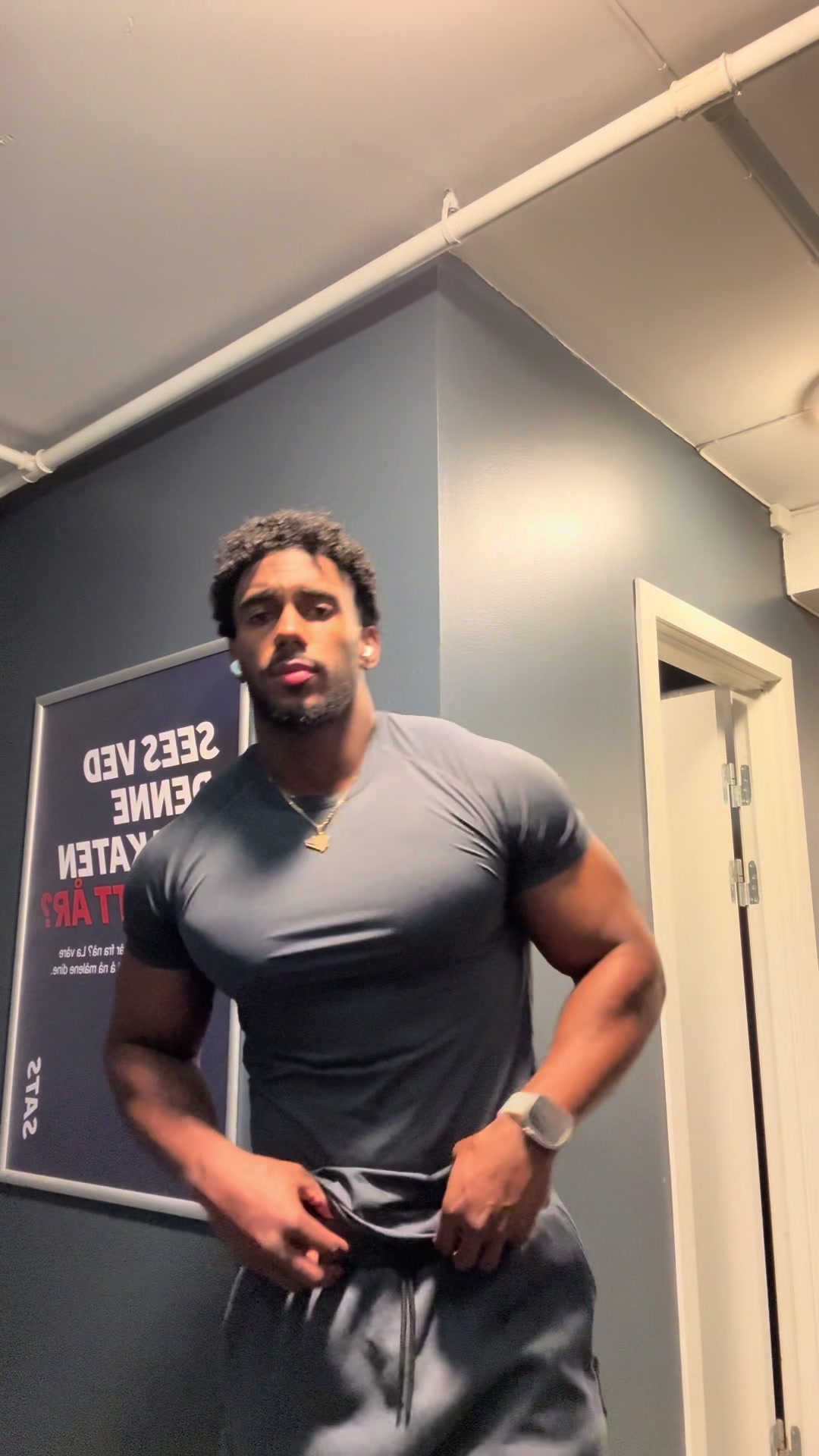 @Mikael Ángeles