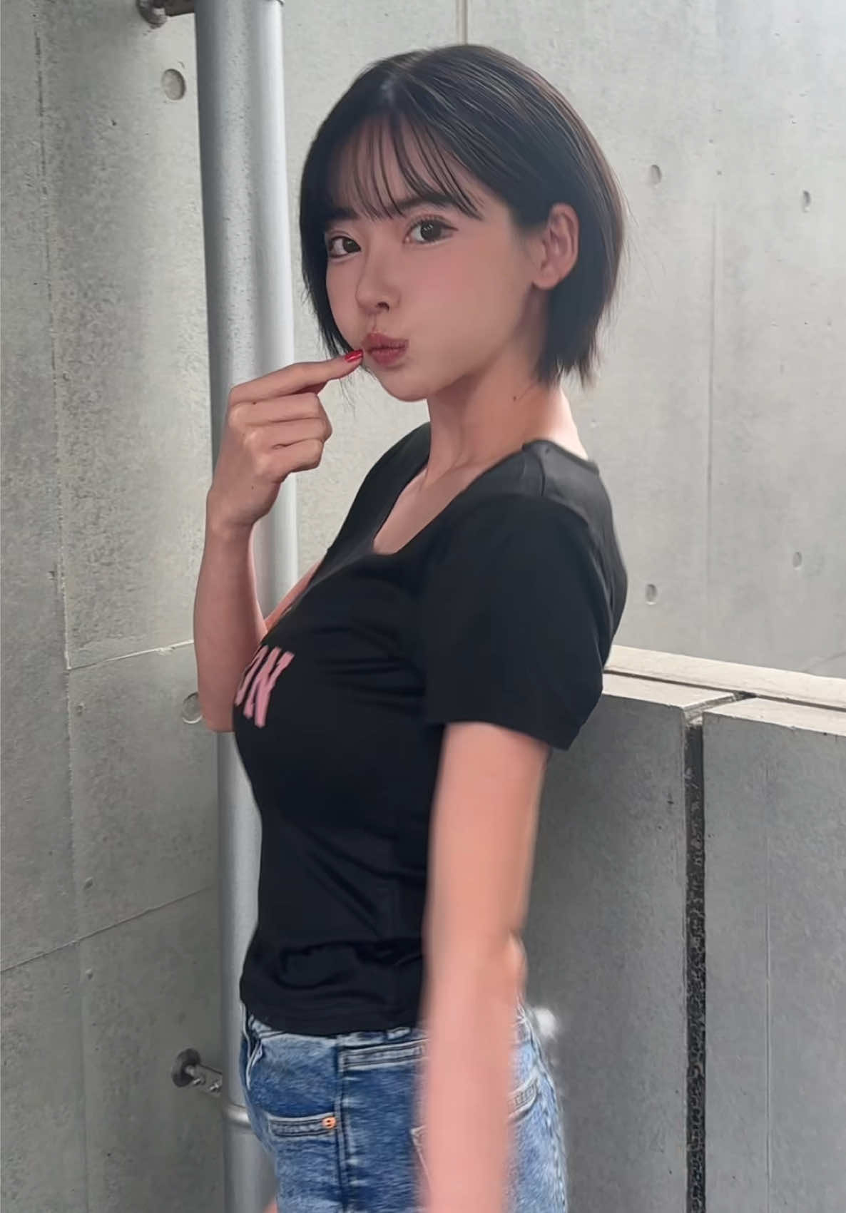 @深田えいみ