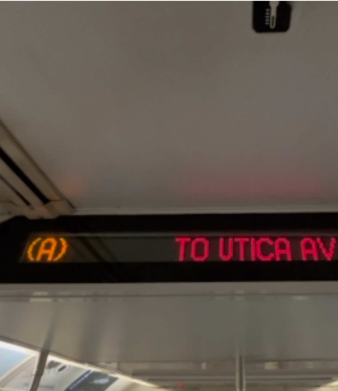 @R32 (J) train official