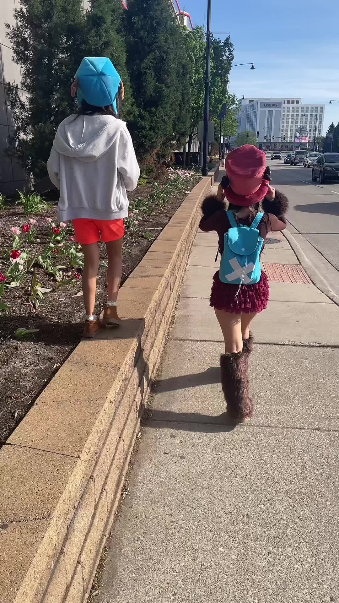 @🙈