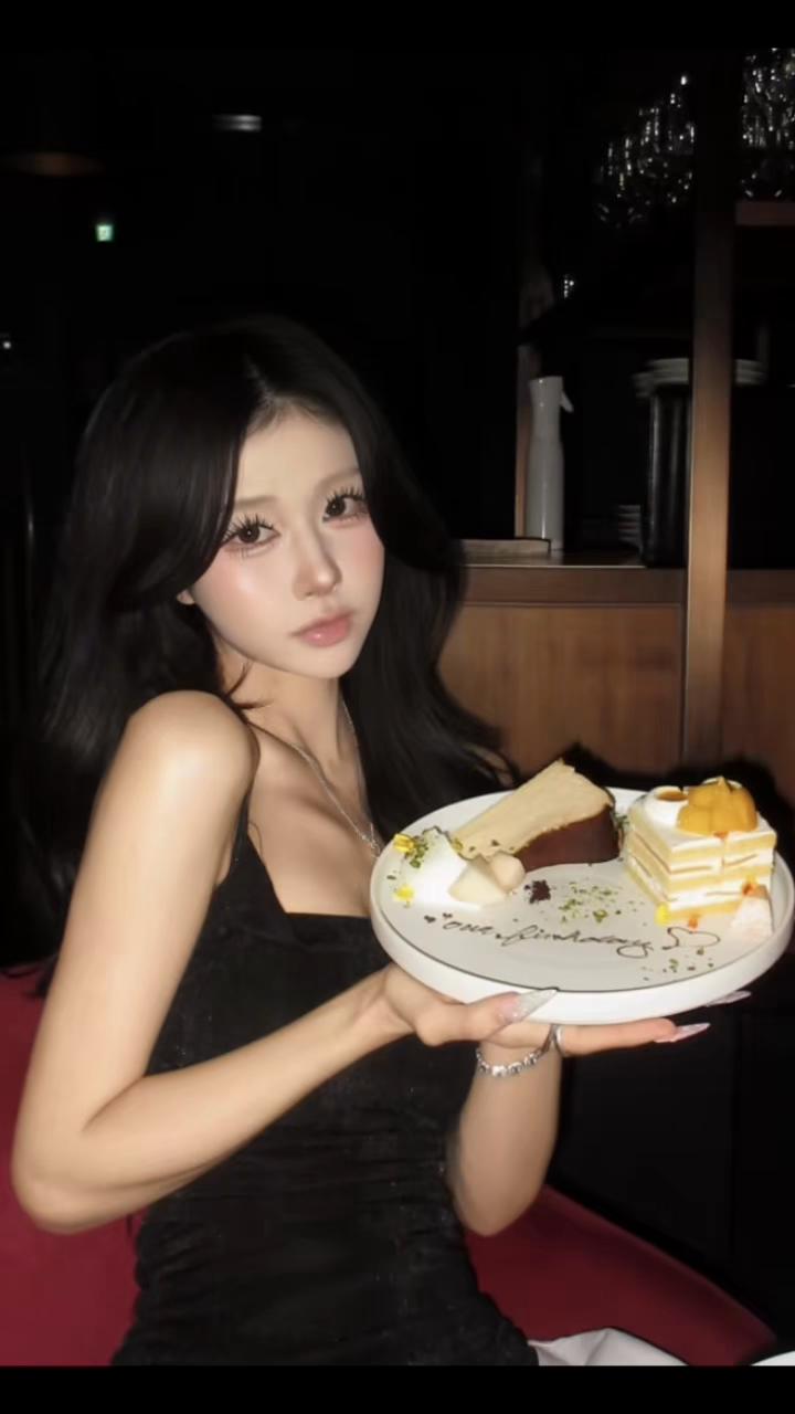 @ゆな