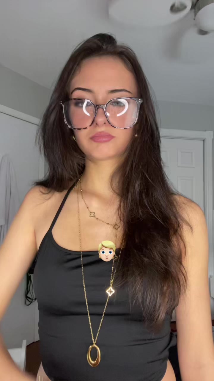 @𝐄&rsquo;🌺