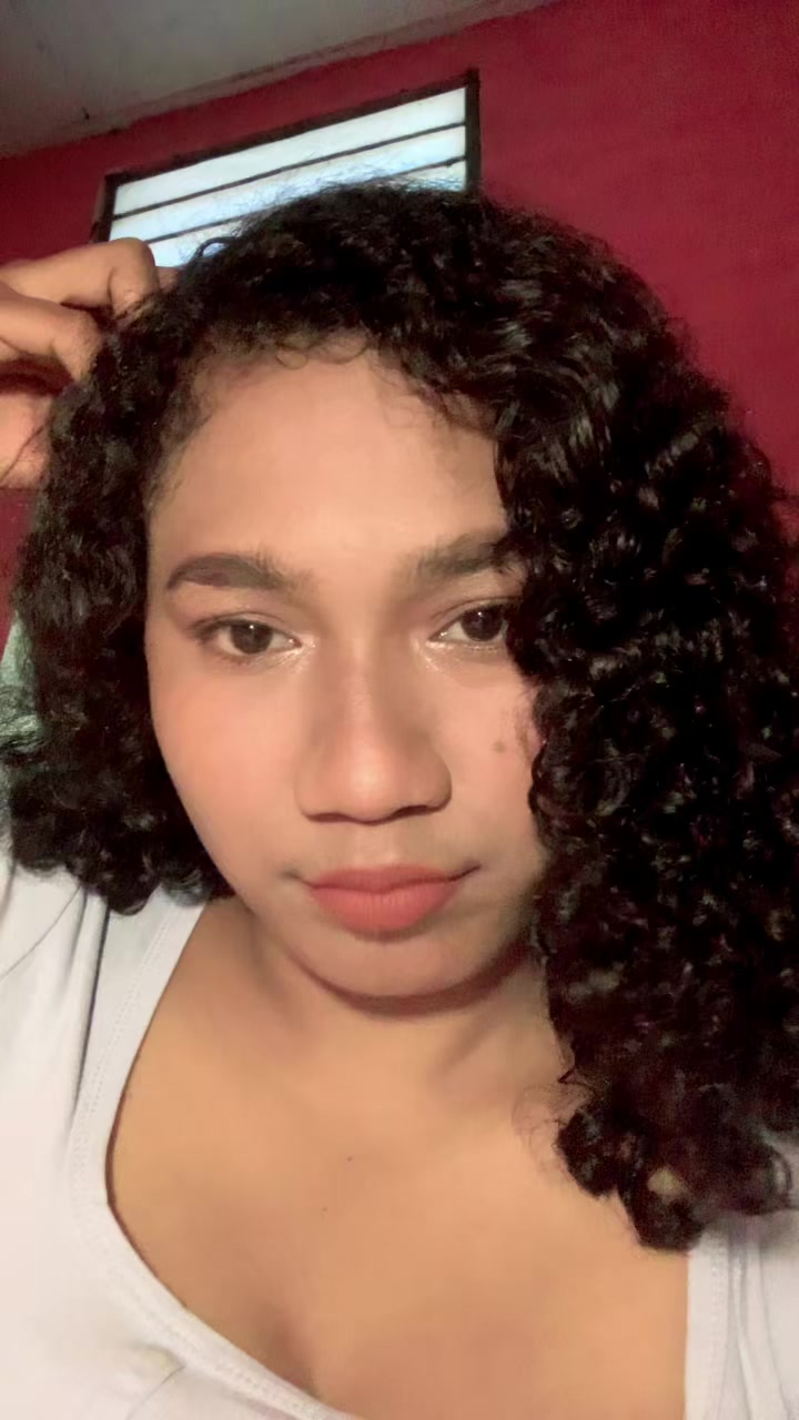 @VhalyKbarek🦋