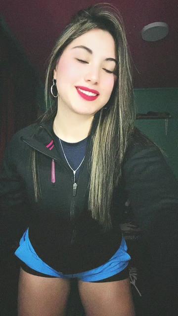 @Anabellaa