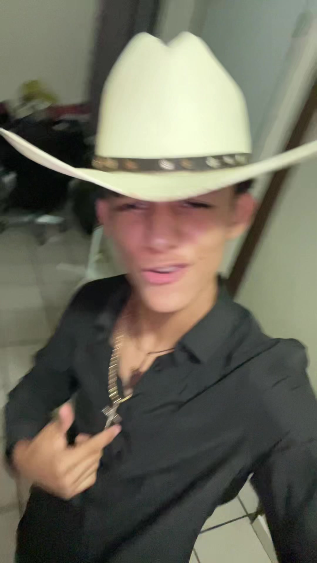 @andy_mismo