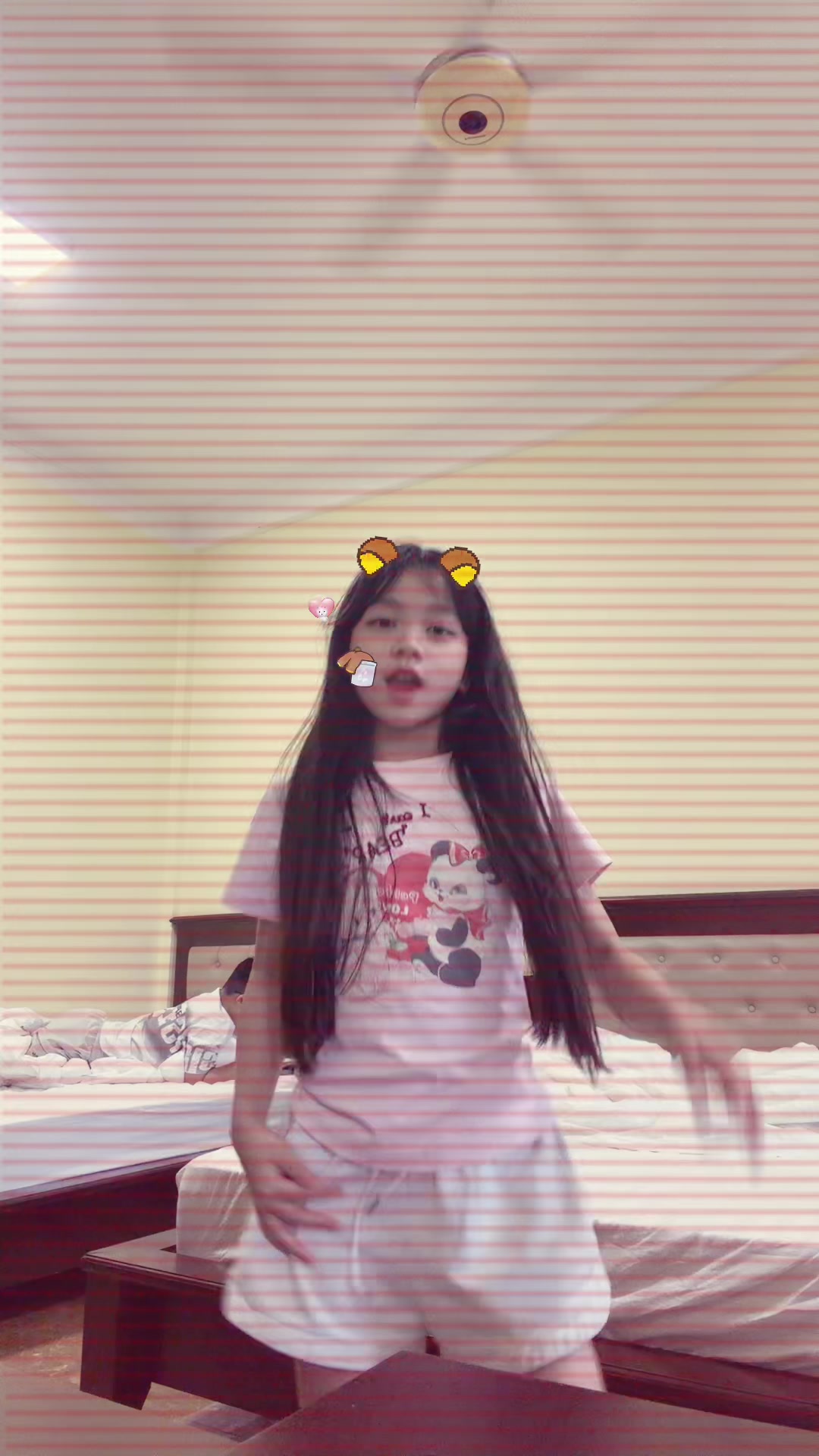 @Lê Ngọc Vy (Bella)
