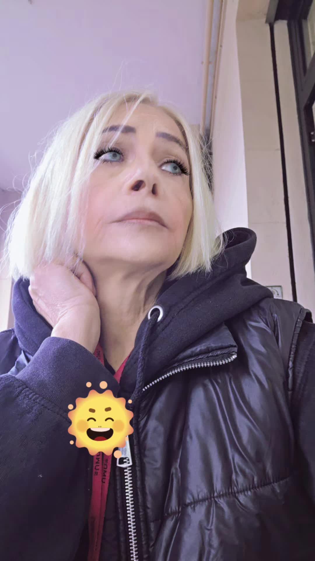 @Carla Junior