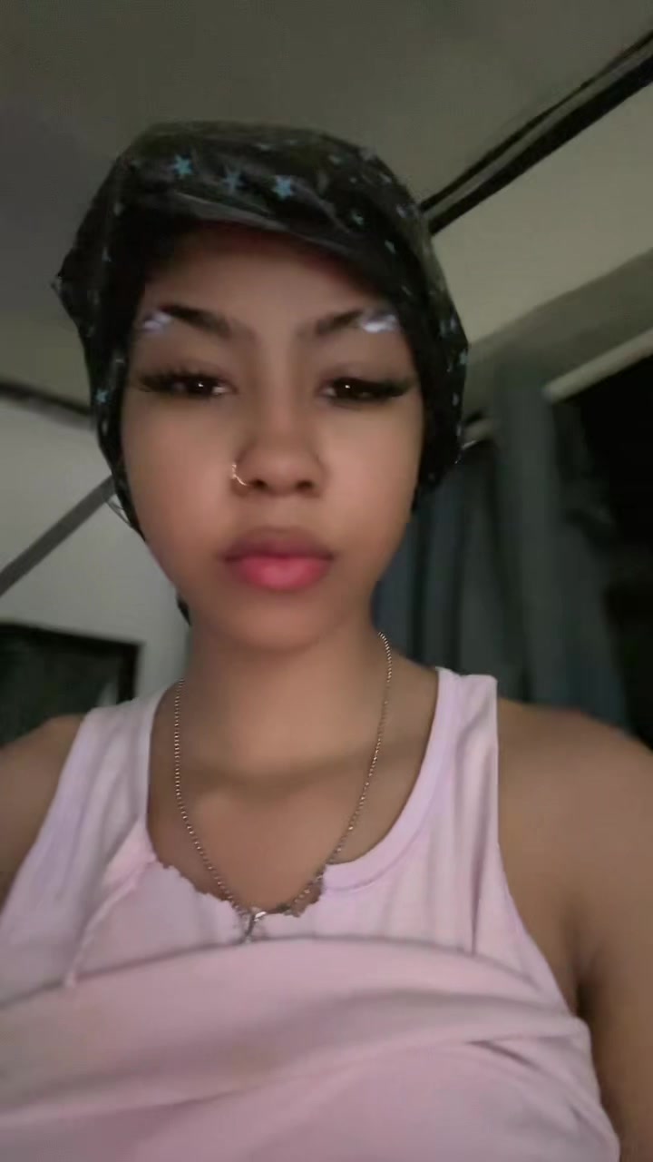 @crymiamor_