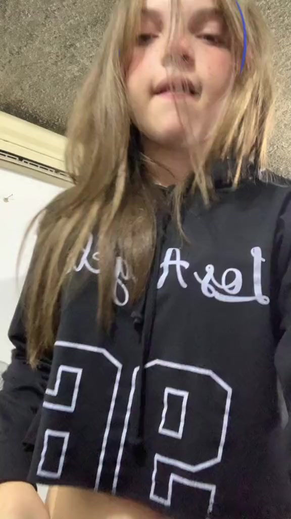 @👤