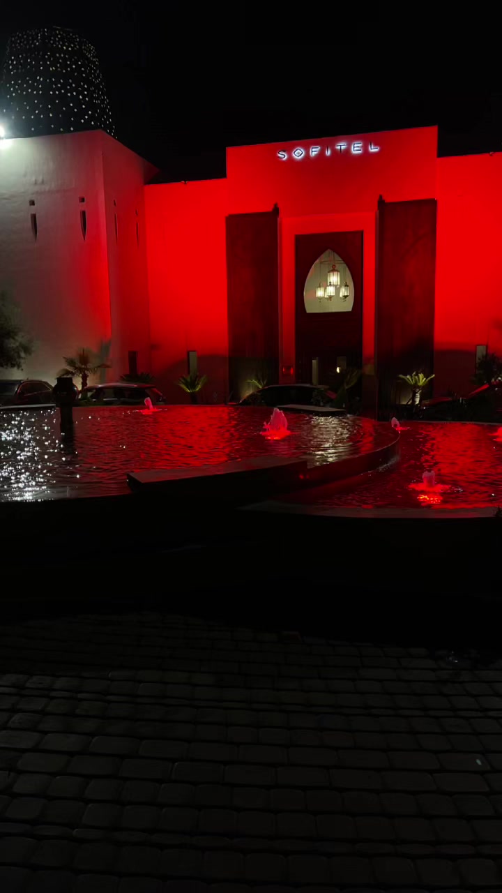@عًيّــّوُنہ_ ألـمہزيّــّوُنہه