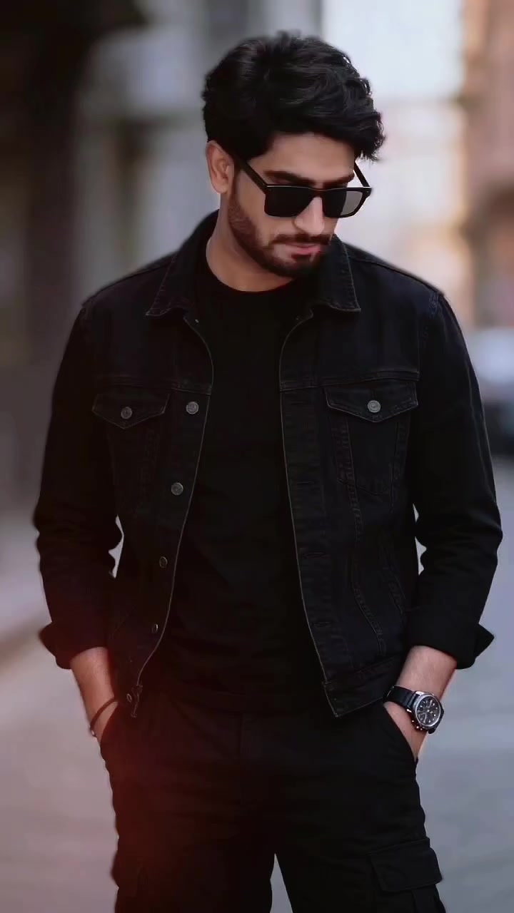 @Adee kحan