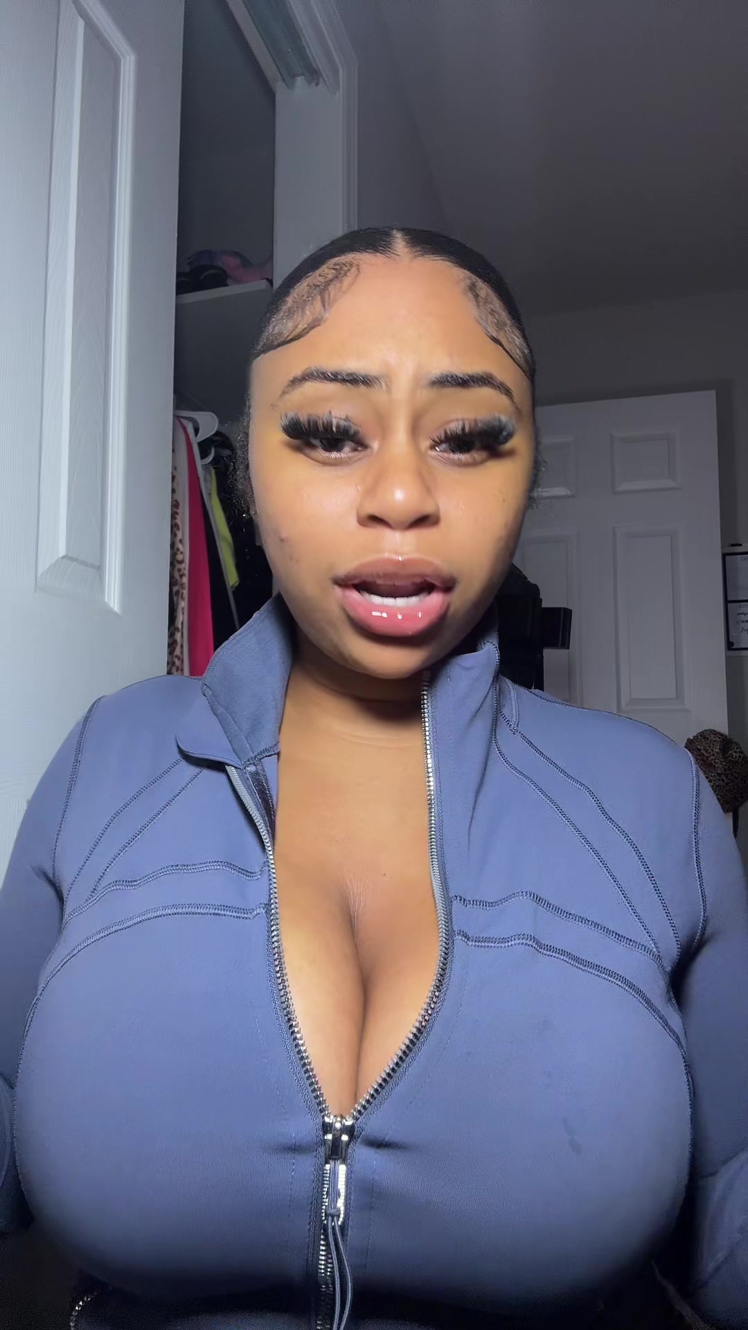 @Kaylalebomb ✨