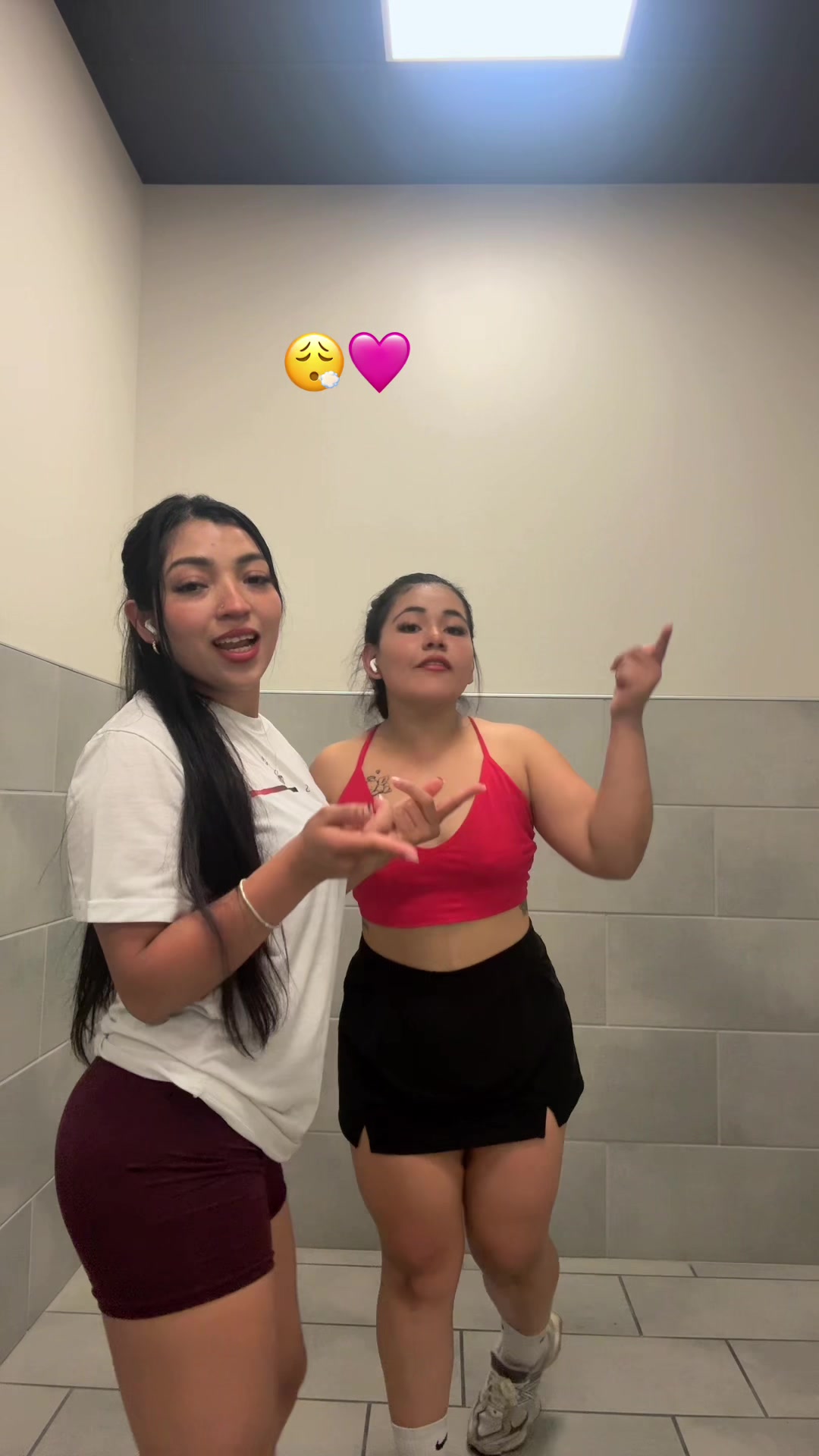 @Lupi🫦🇭🇳🥀