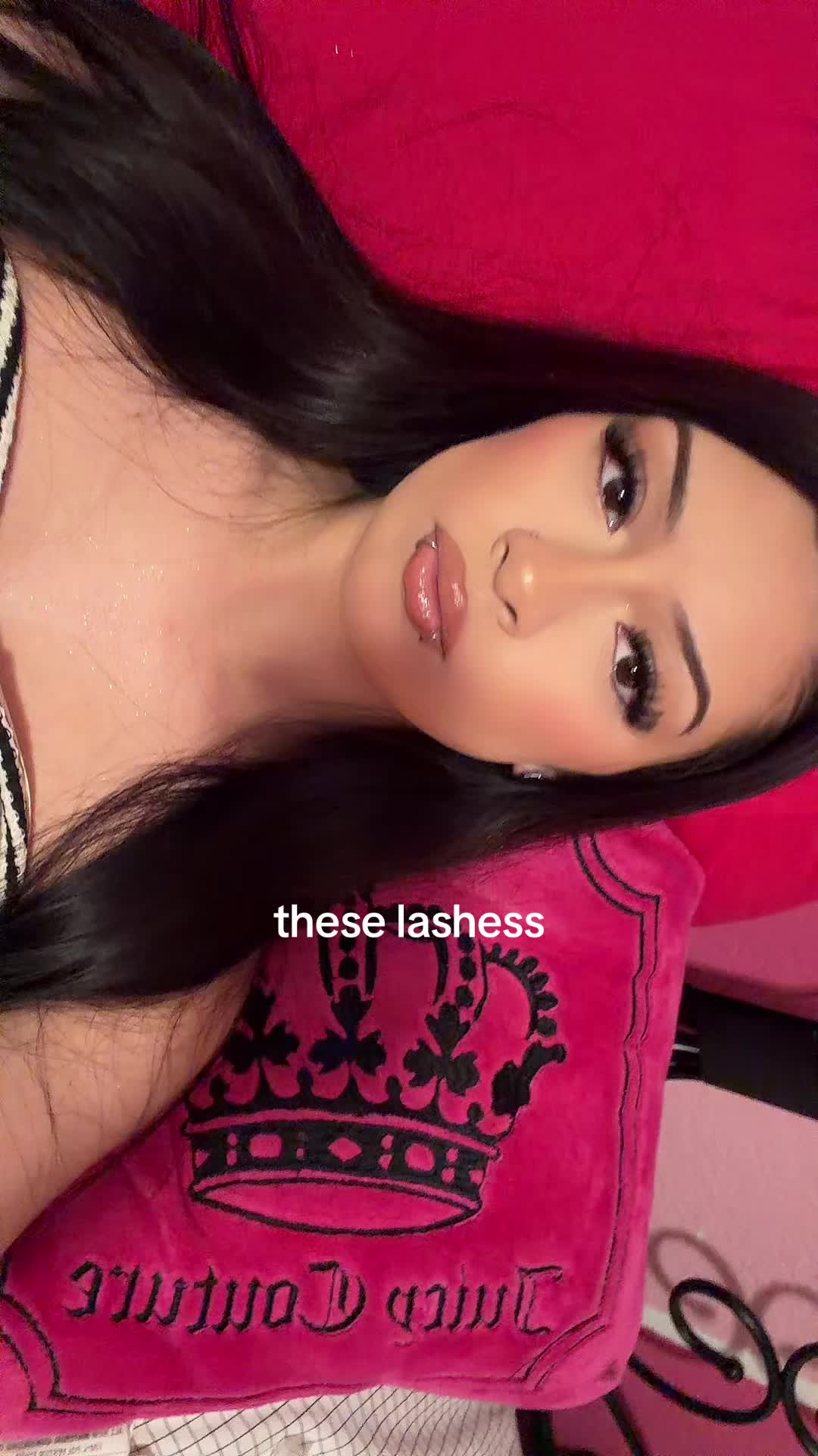 @yani ᥫ᭡