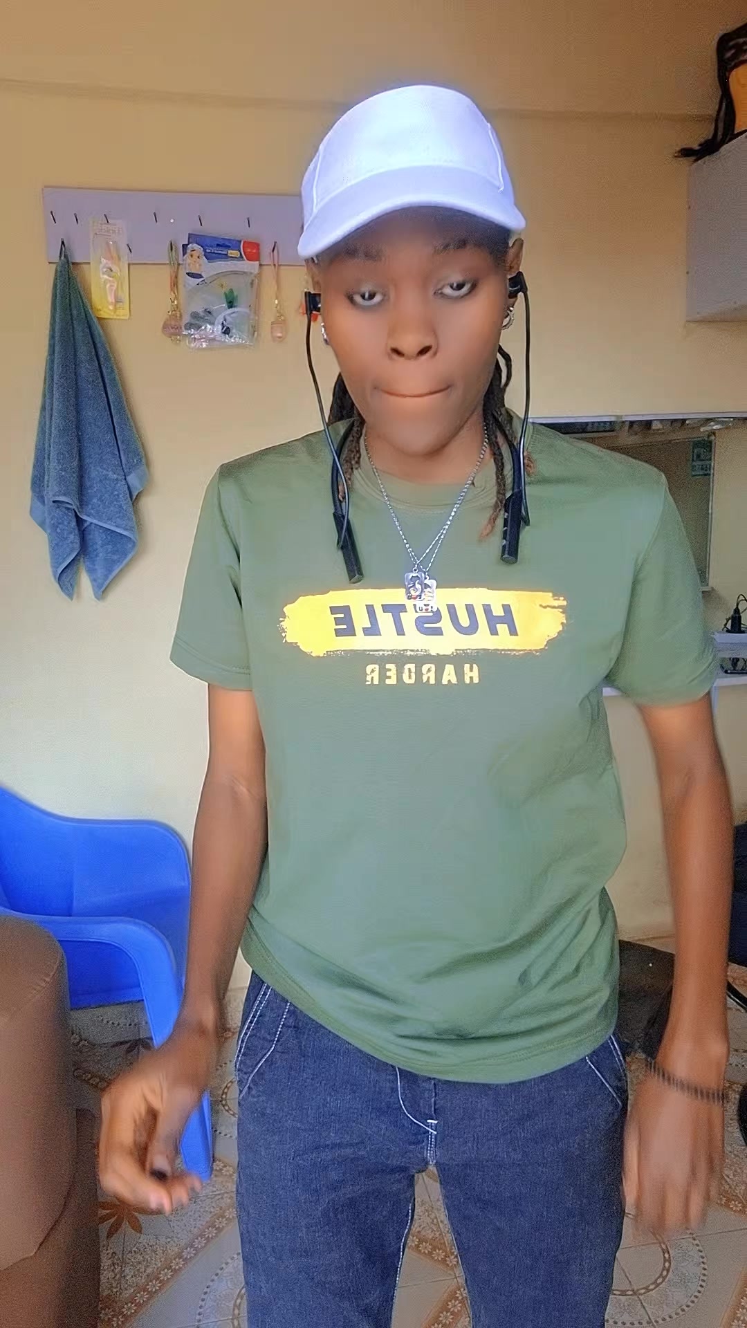 @anikoh235👣