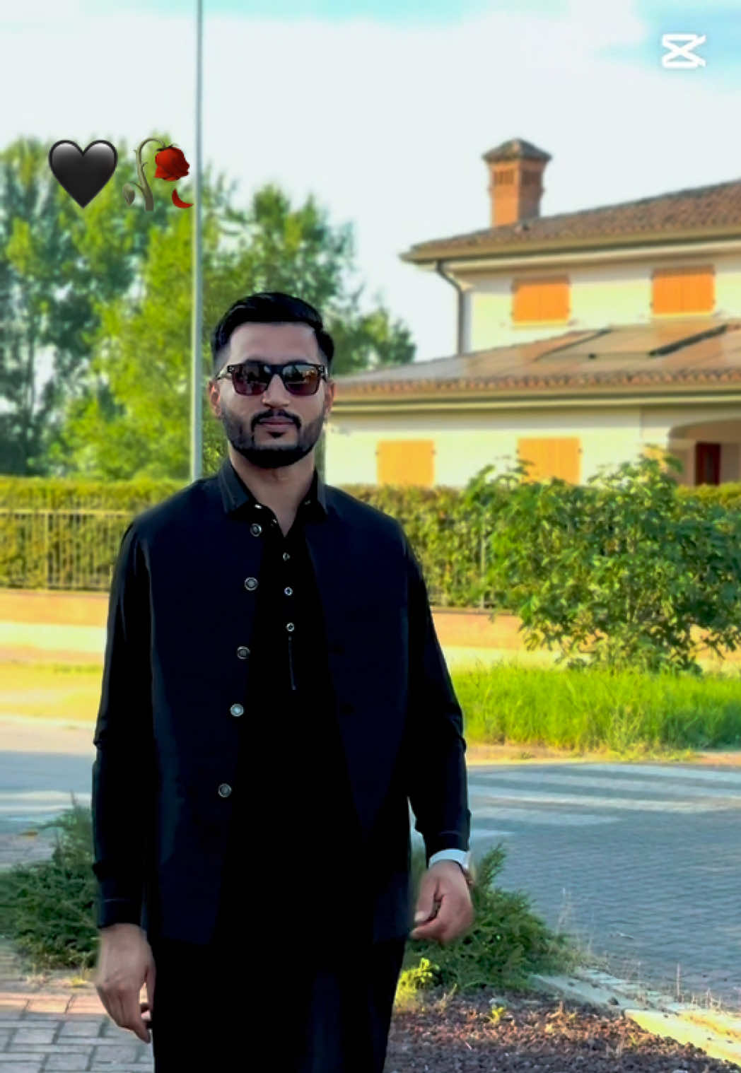 @Ali 🇵🇰❤️😍🇮🇹