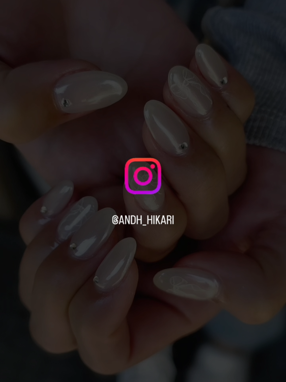 @And H