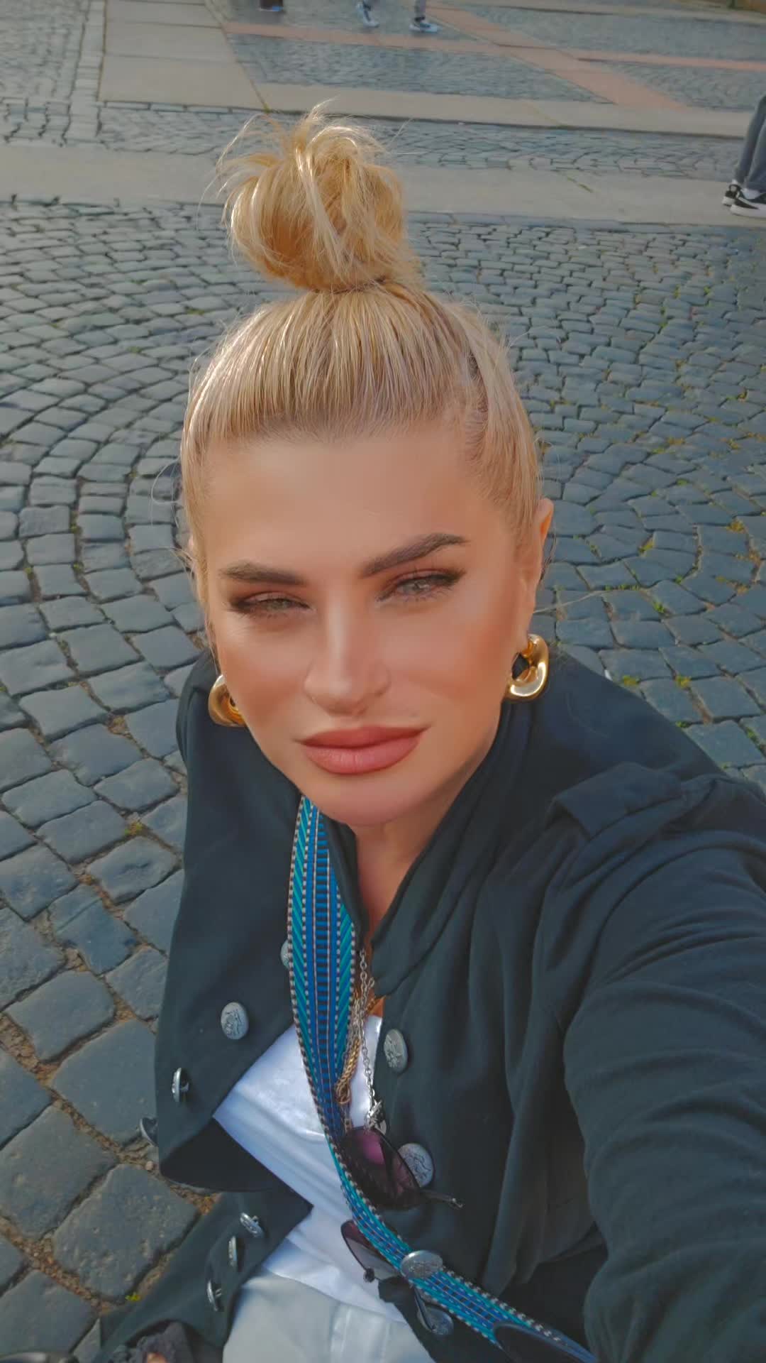 @⚜️MrsLianaMacris⚜️✔️