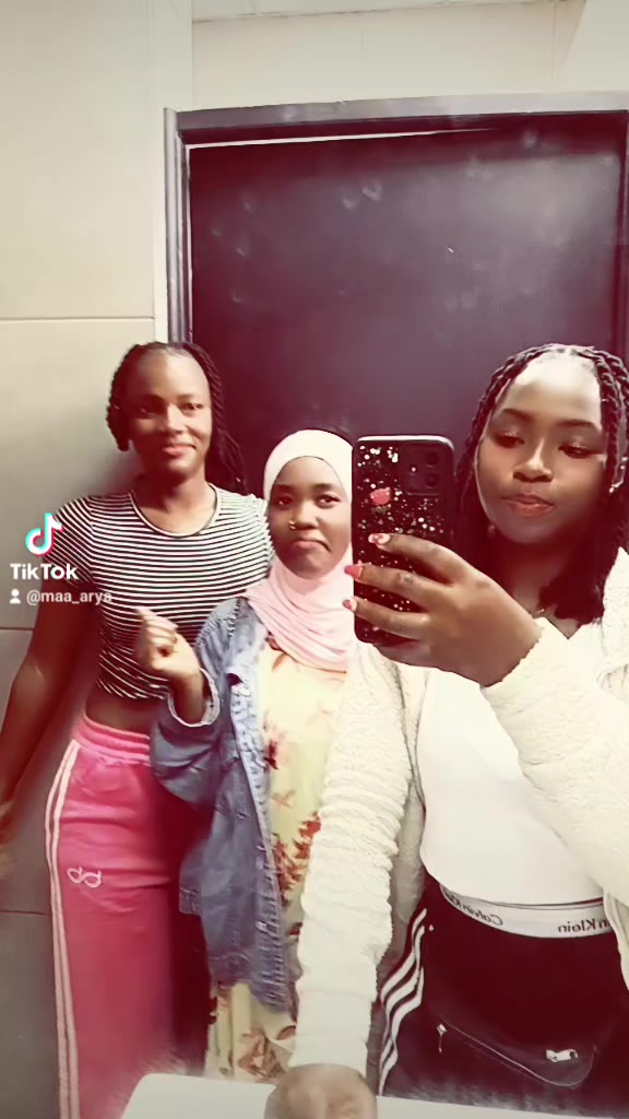 @Naliaka💋🫠🌹