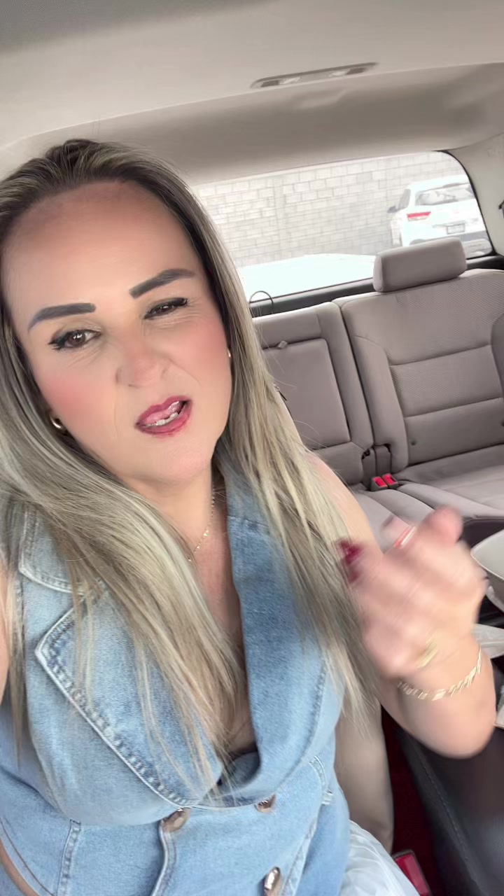 @Claudia Carrillo