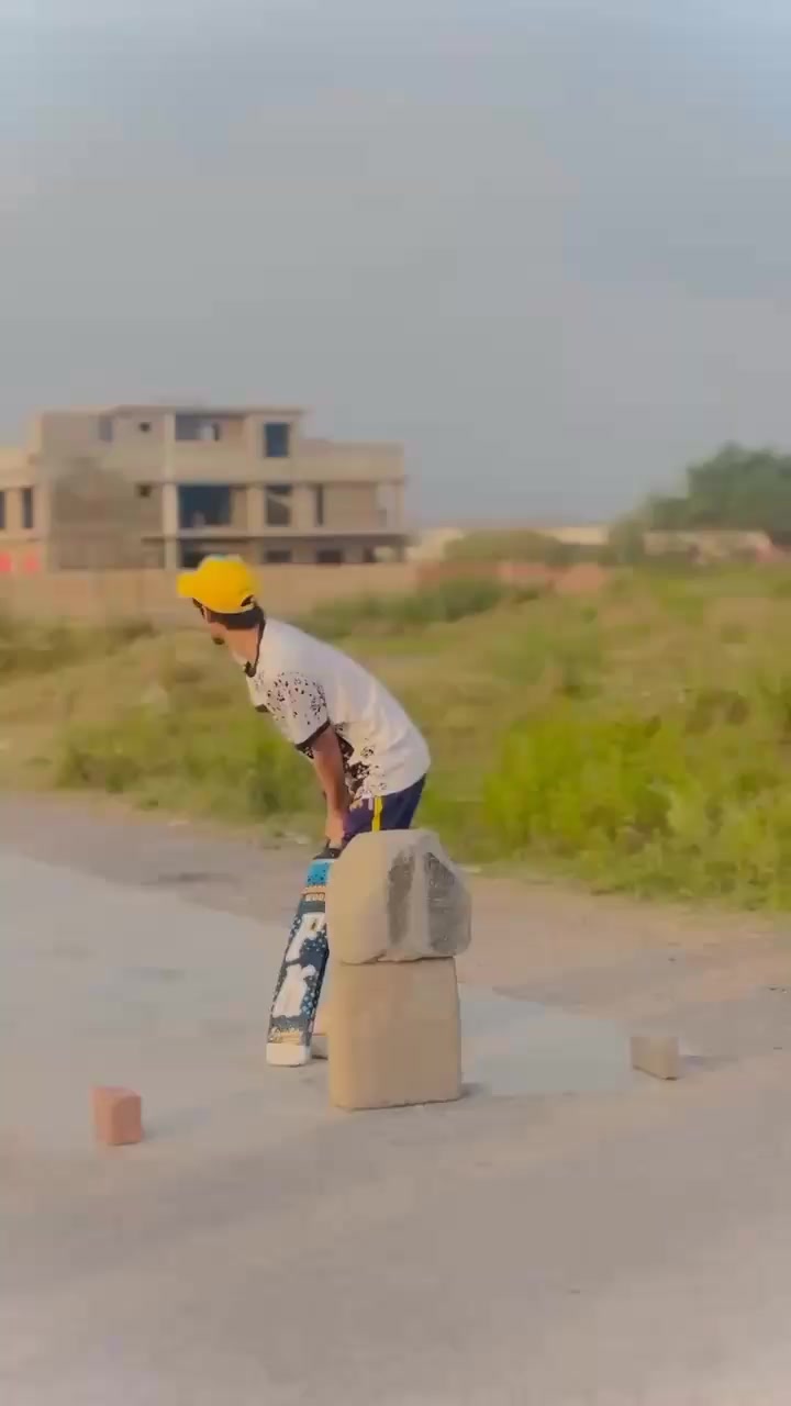 @نومی لیفٹی فخرے چٹھہ بختاور🏏