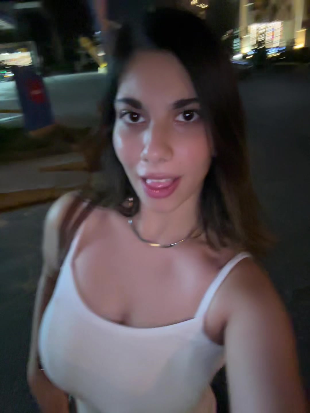 @zeyneepnuro