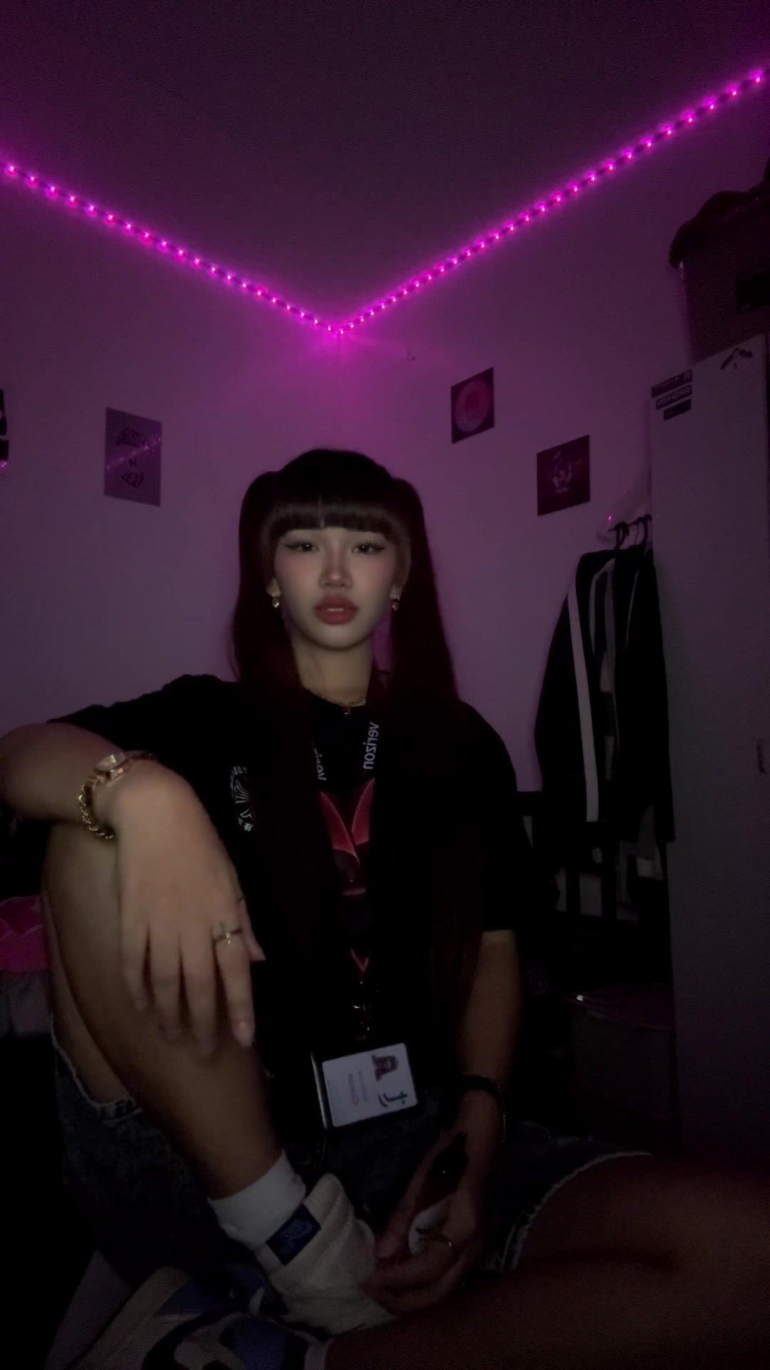 @Khlooeee