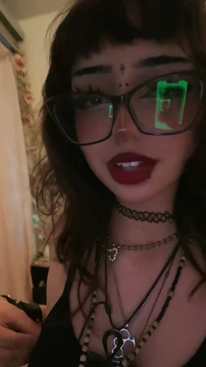 @n a n a ♱