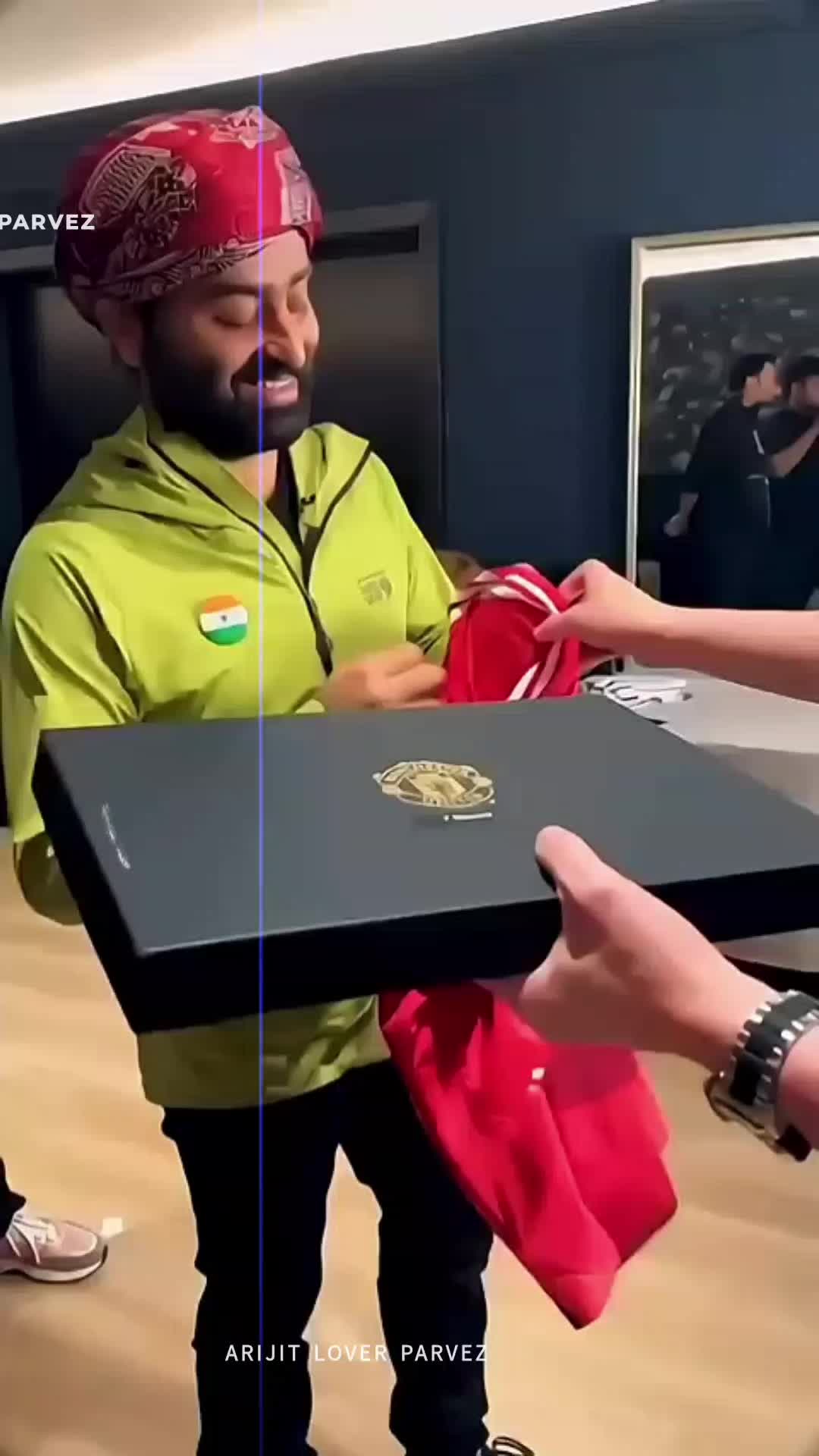 @ᗩᖇIᒍIT ᔕIᑎGᕼ ᑕᖇᗩᘔY ᖴᗩᑎ 🥰