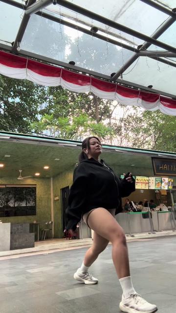 @AlwaysLuckyXoXo