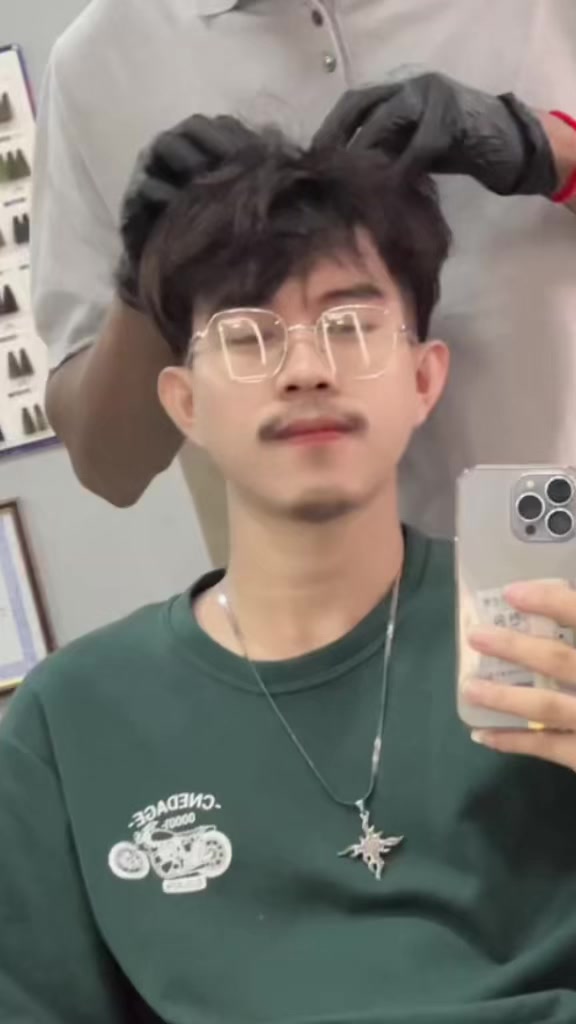 @អាទ្រី💇🏼♂️🧍🏻♂️❤️🩹