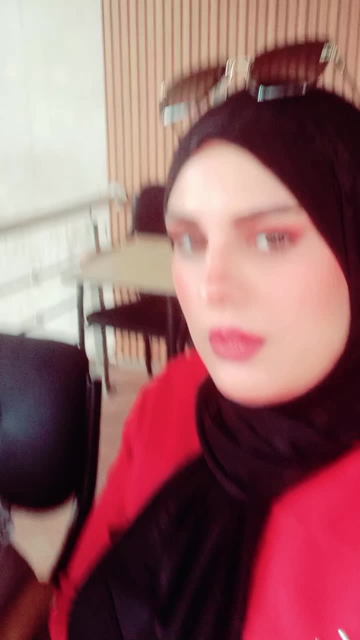 @زيزي عزيزة .