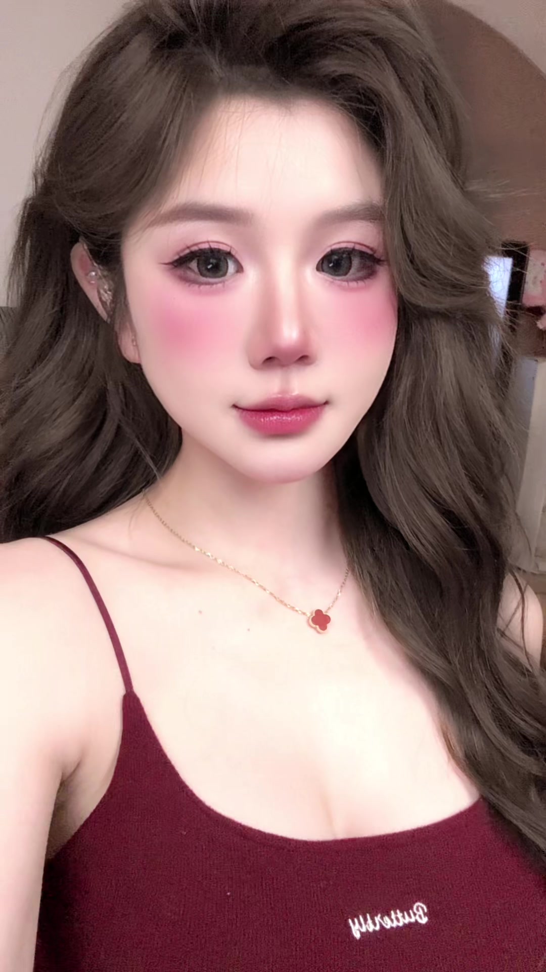 @🌸Huyền chân dài🌸