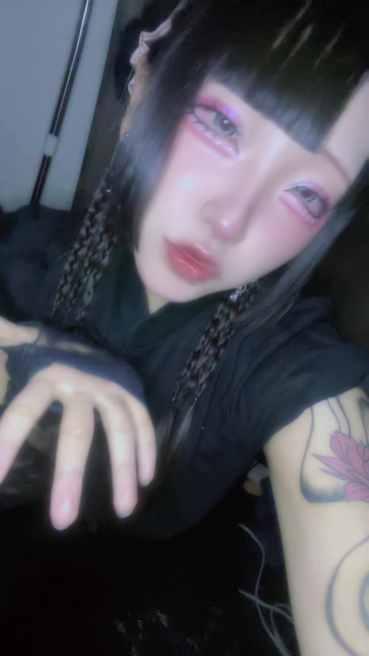 @国宝ネキ(藤野あやめ)
