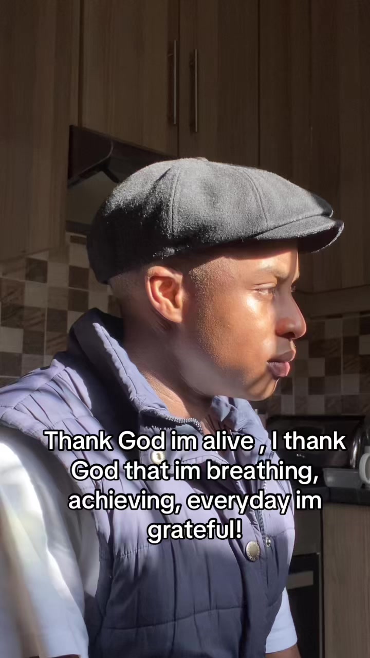 @vusi_khaya_