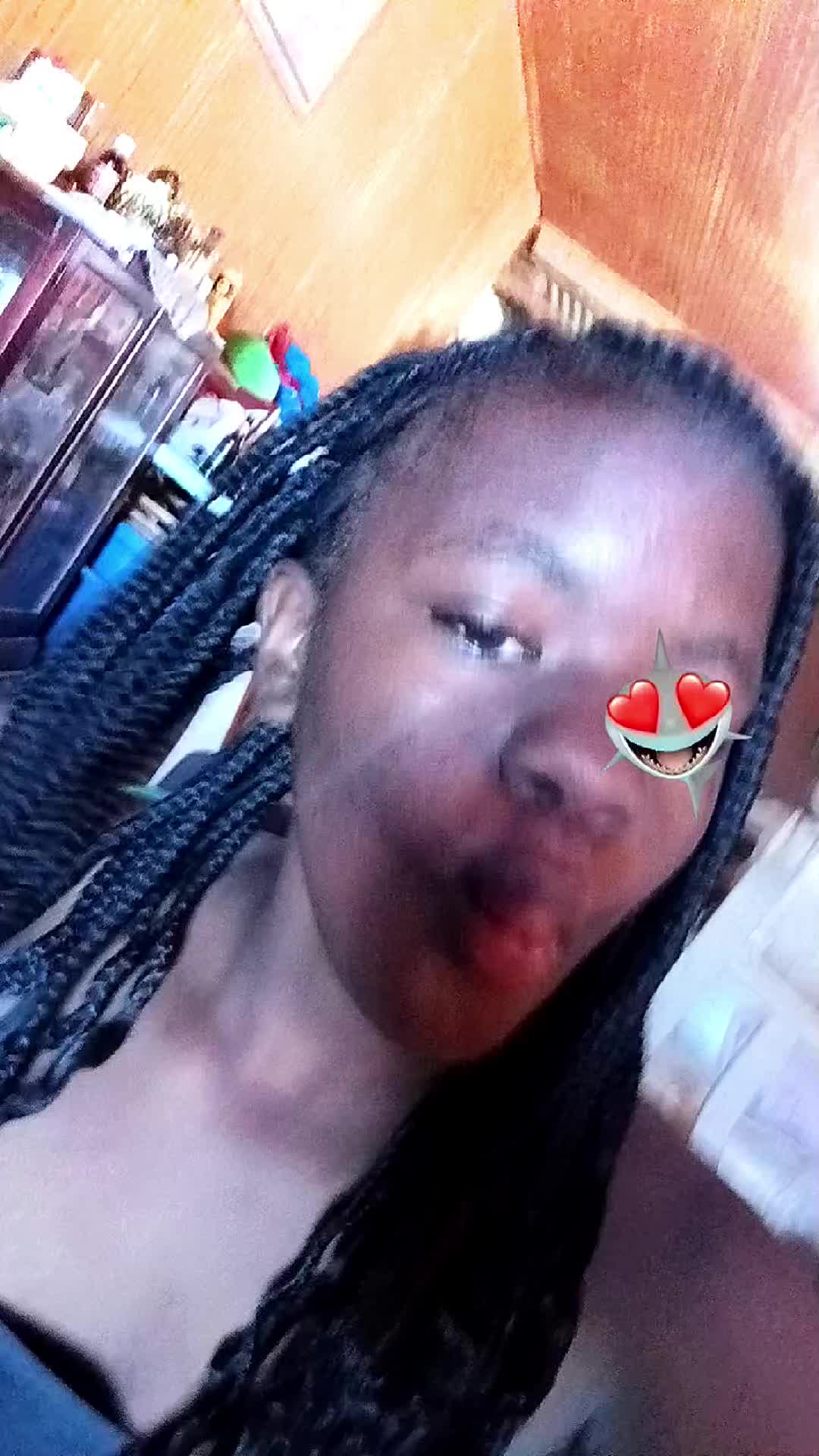 @🧍&zwj;♂️.