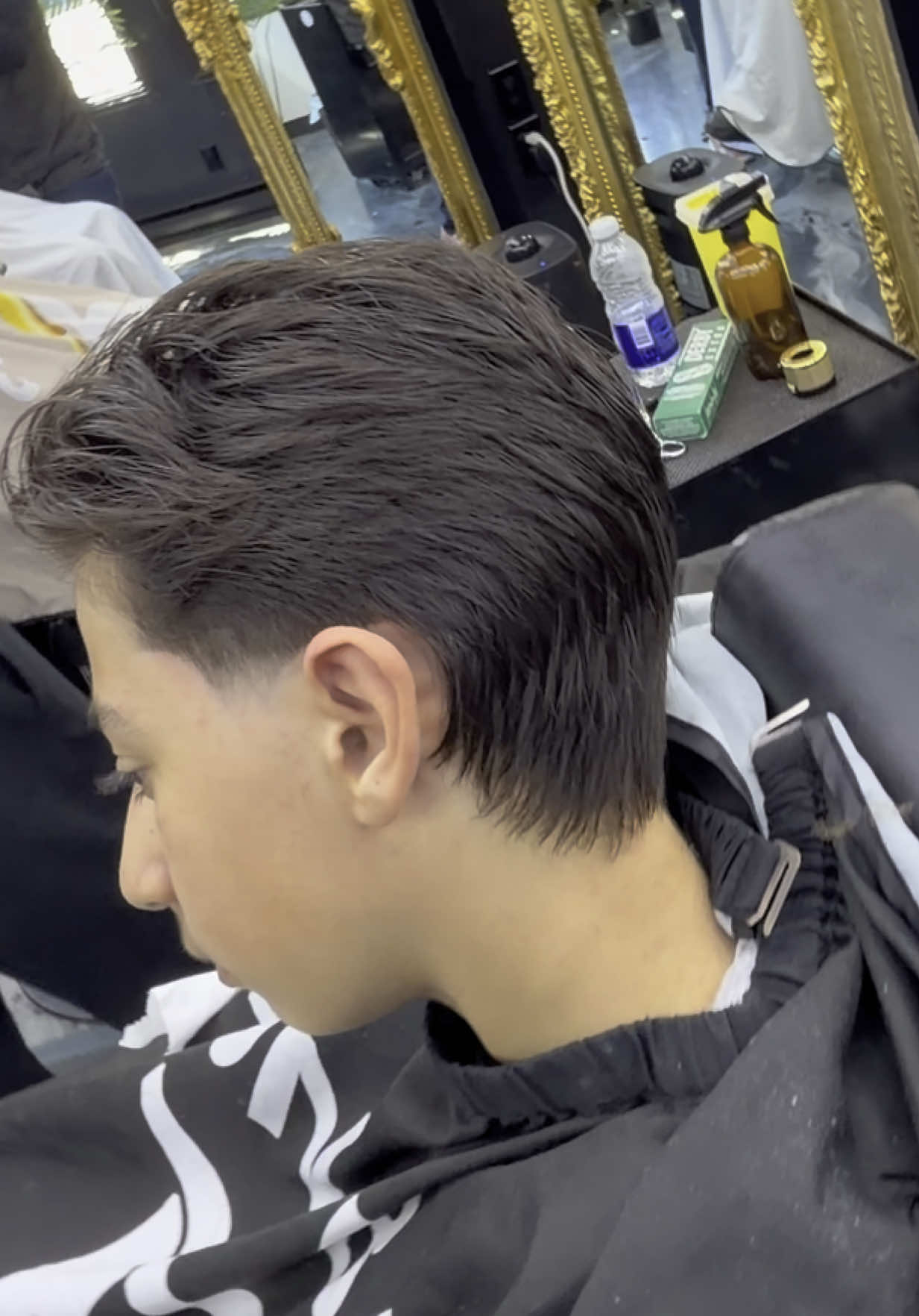 @Salon barbier BILL-K