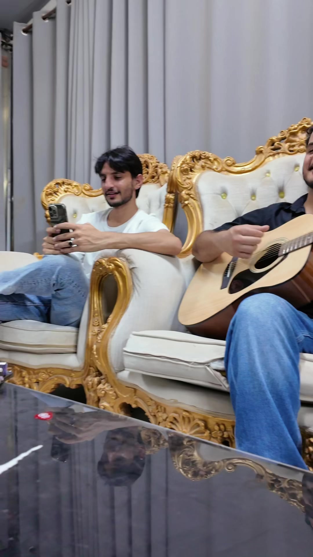 @Mehran Khan official 🎸