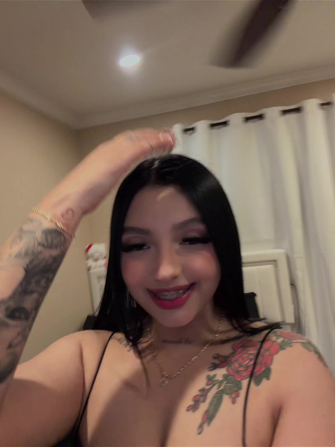 @KarelysKnosville👸🏻