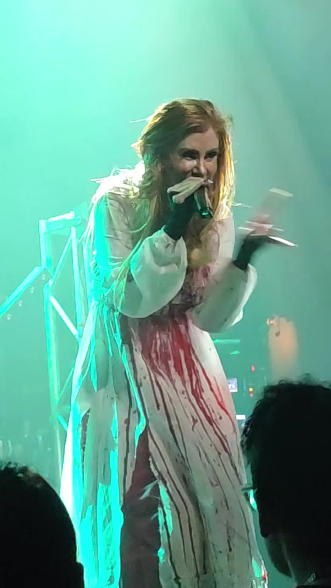 @Tiff 🦇