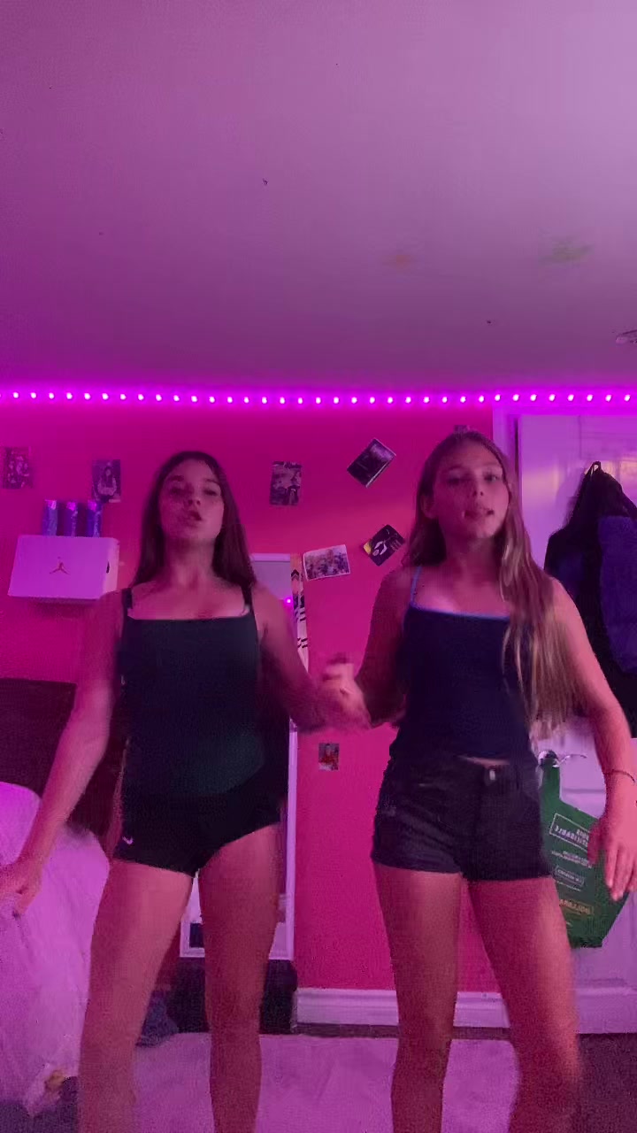 @Léna