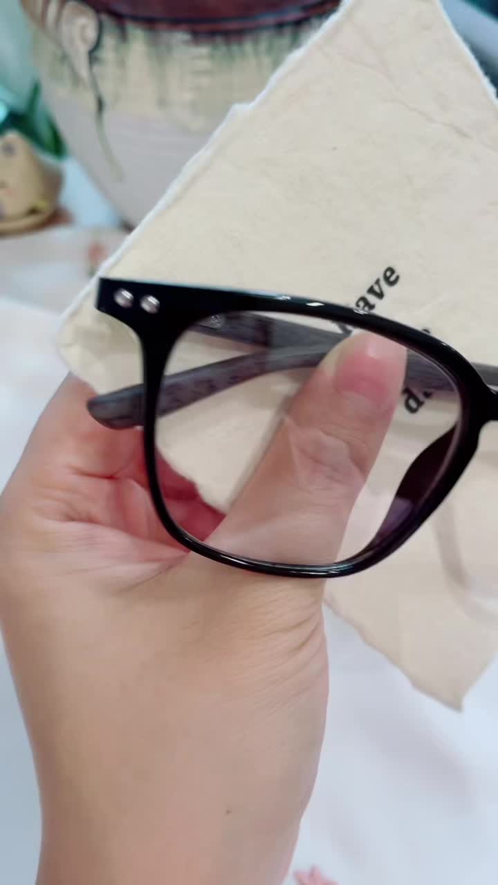 @Design Glasses