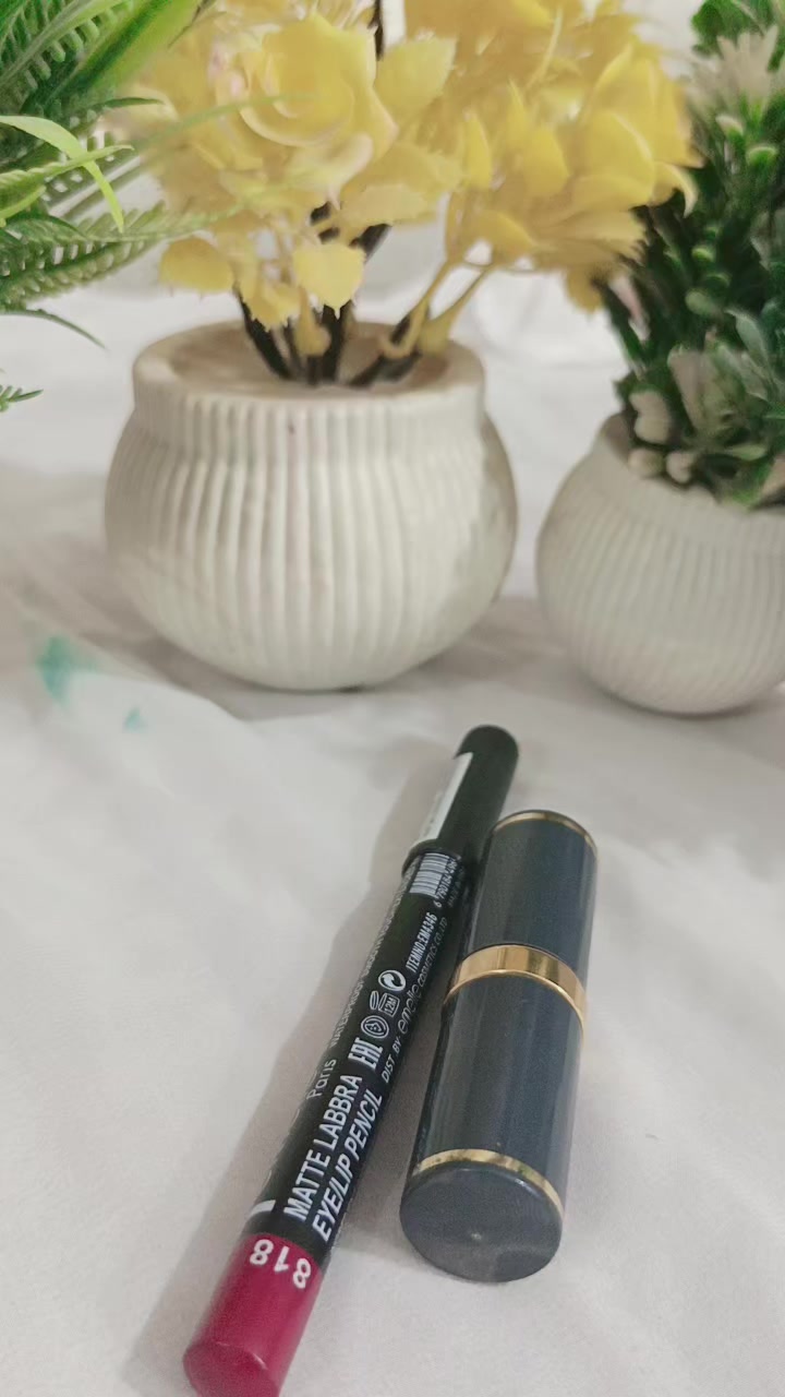 @Glossy rimsha💄