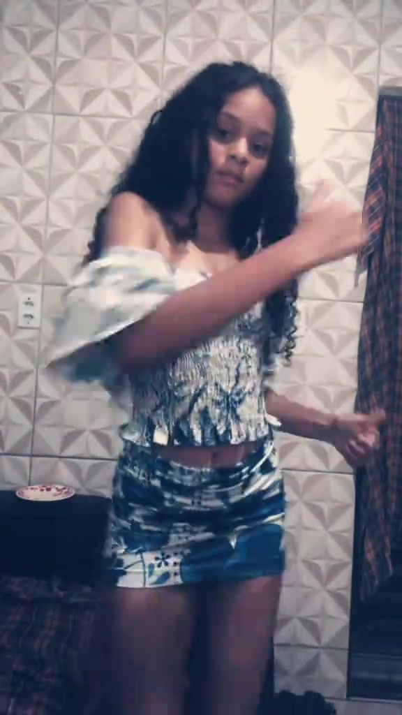 @ellyoficial01