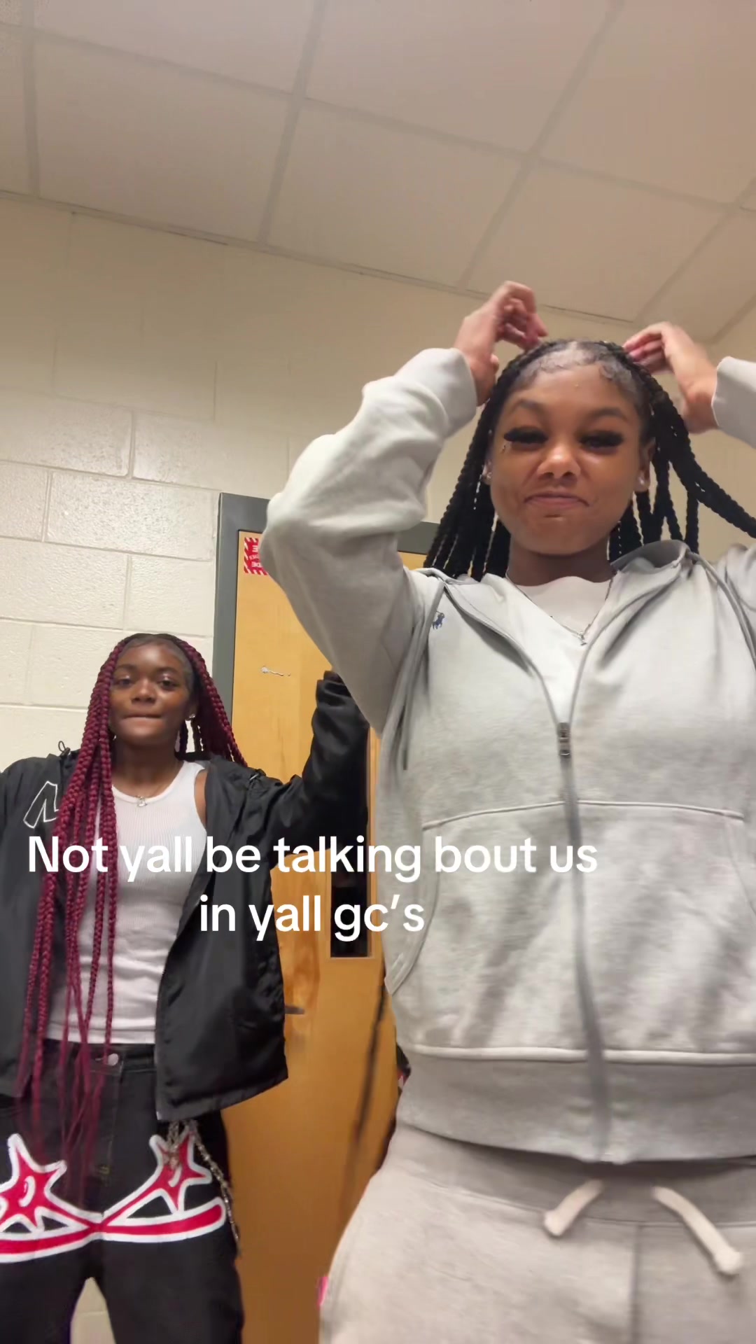@youraaloserr_